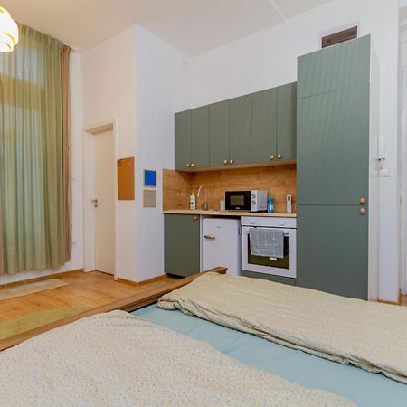 Rothapartments'Garden บูดาเปสต์ ภายนอก รูปภาพ